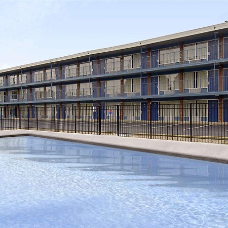 Days Inn By Wyndham Lexington Facilidades foto